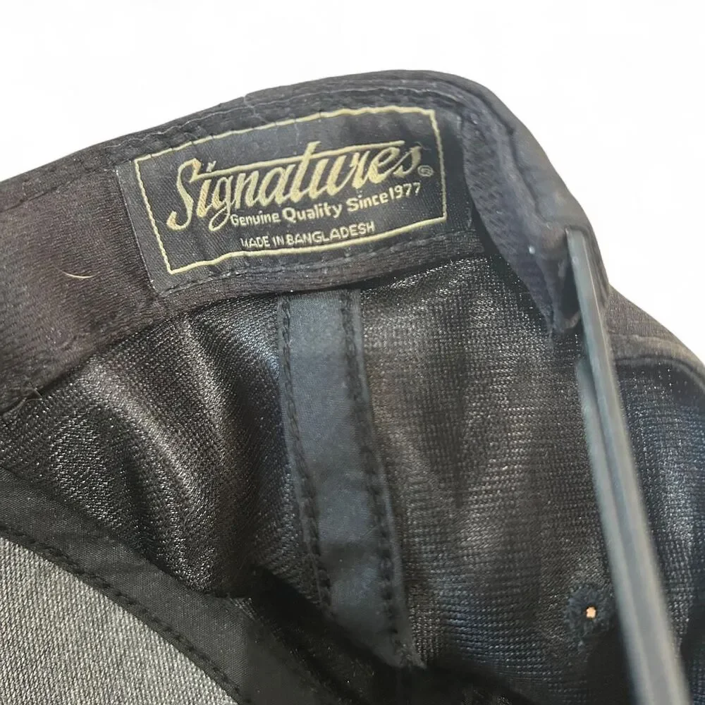 Signatures Black Crossed Golf Clubs Snapback Hat